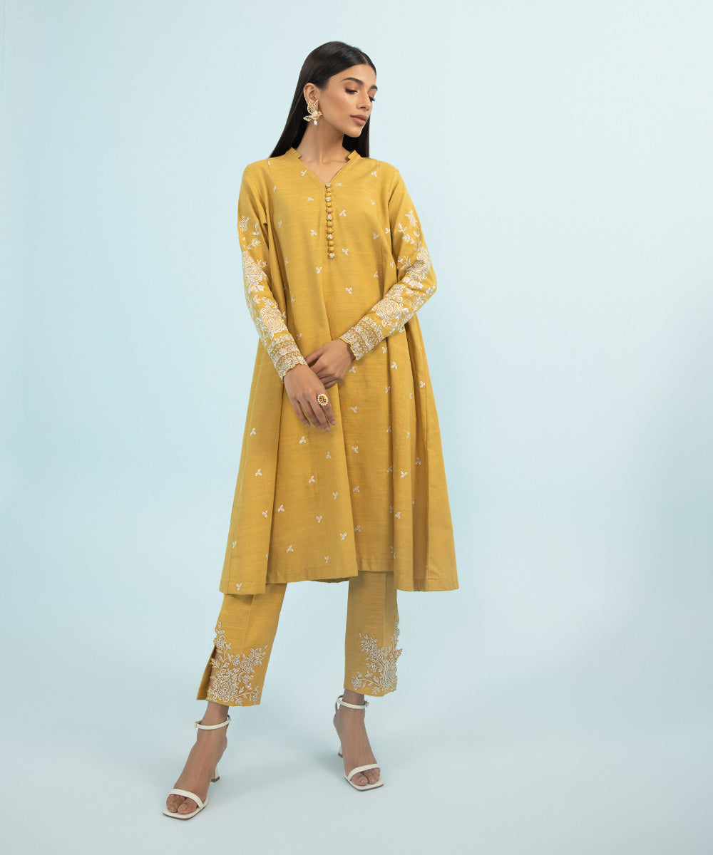 Embroidered Zari Khaddar Suit Winter Collection U2TE-ST23V9-5