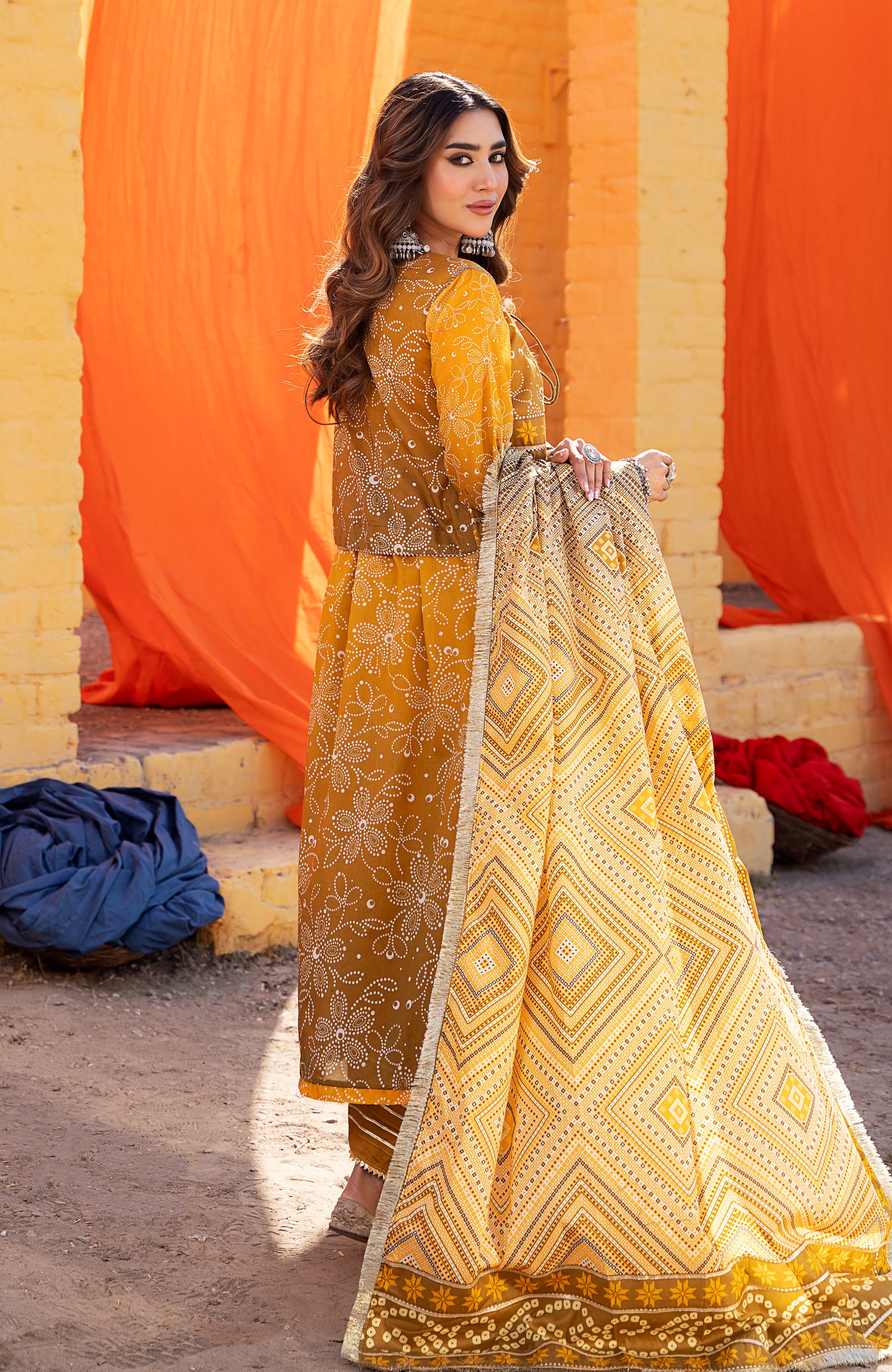 MONSOON - Heritage Series Chunri BY AL ZOHAIB Design 11
